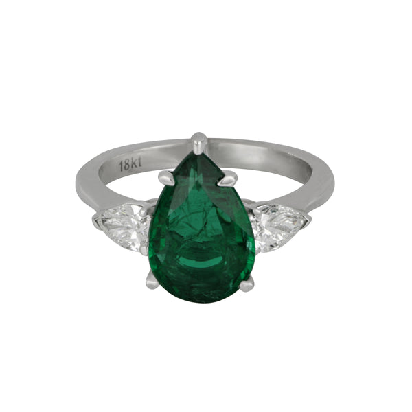 18 Karat White Gold Pear Shape Emerald with 2 Pear Shape Side Diamonds Ring Size 6, Em=2.62ct, Dias=.55tw F-H/SI1-VS