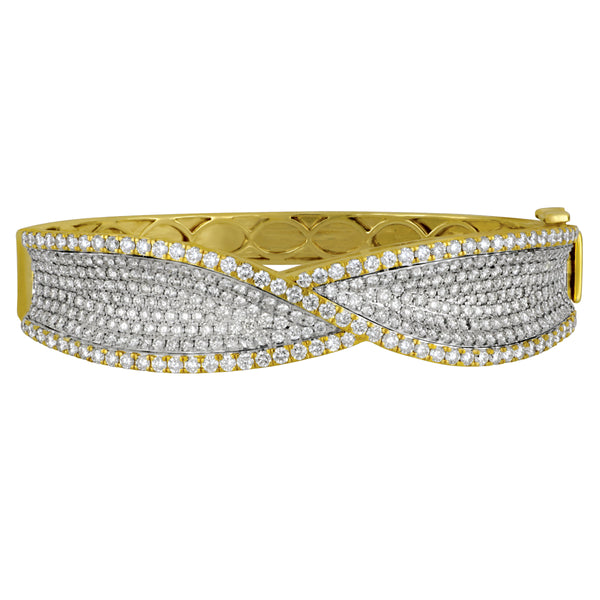 14 Karat White and Yellow Gold Diamond Pavè Twist Bangle, 367Dias=6.30tw GH/SI