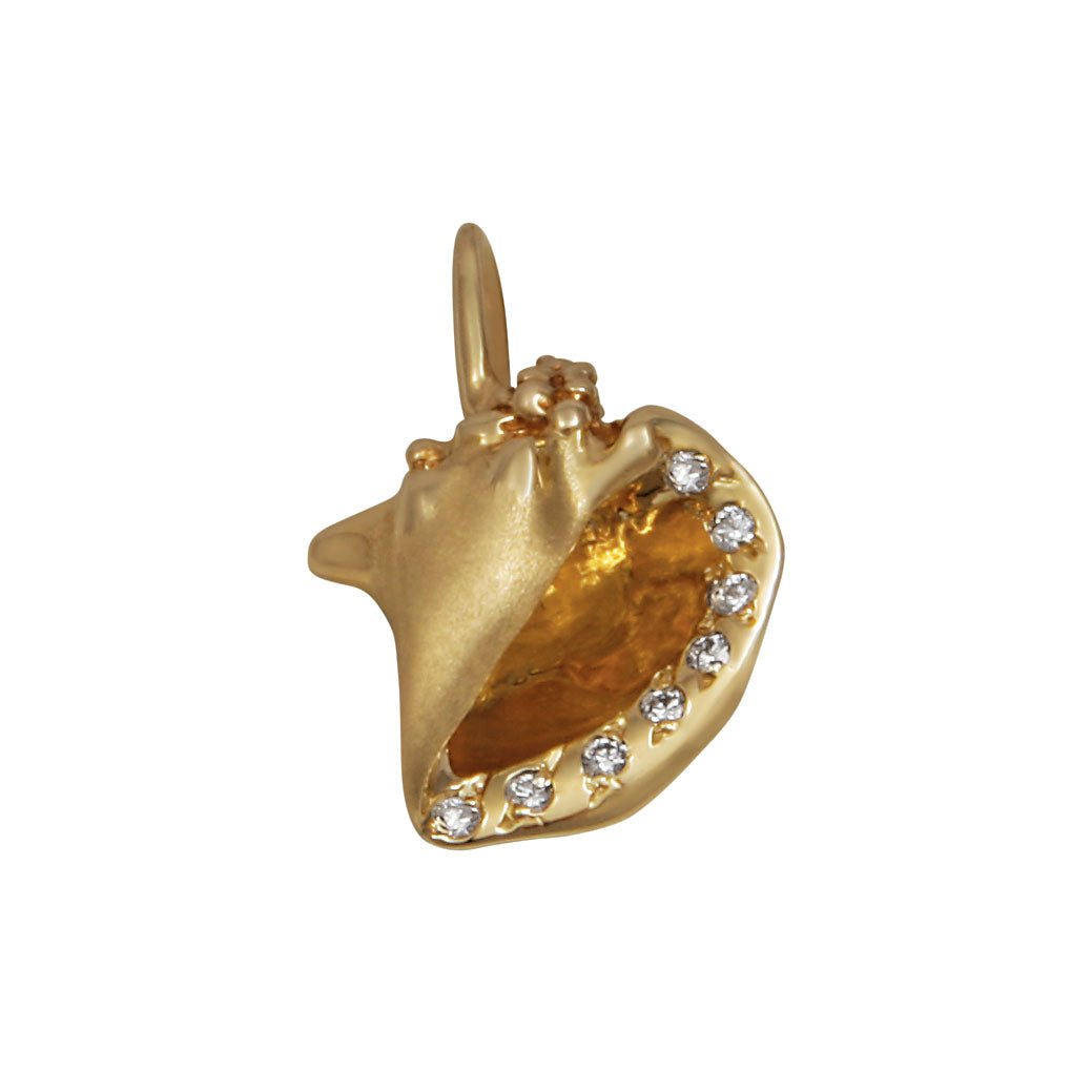 14 karat Yellow Gold Conch Shell with Diamonds Pendant, D=.08tw